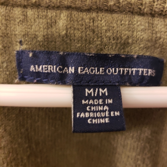 American Eagle green button up sweater size medium - Picture 3 of 3